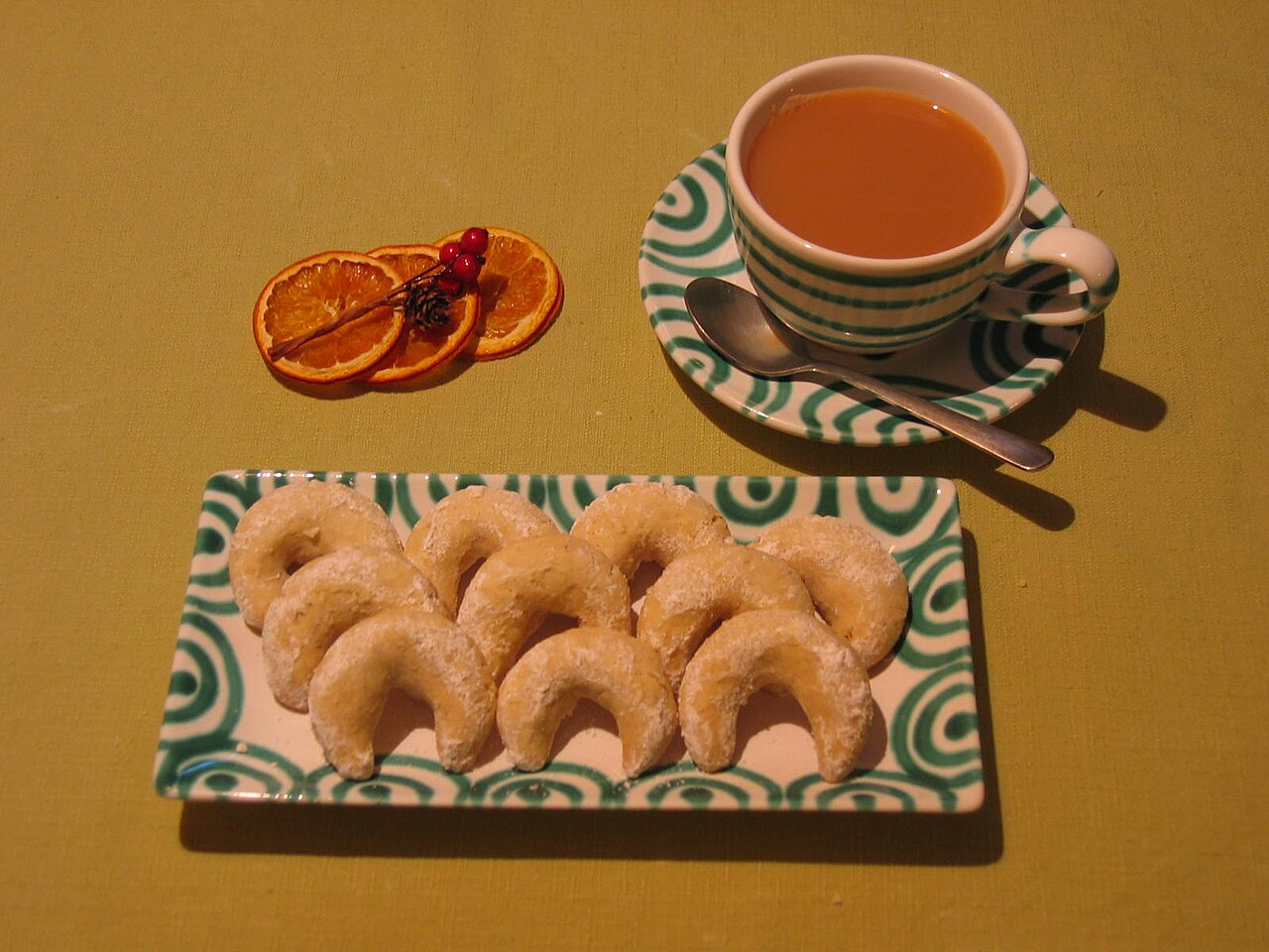 Vanillekipferl (Almond Crescent Cookies)