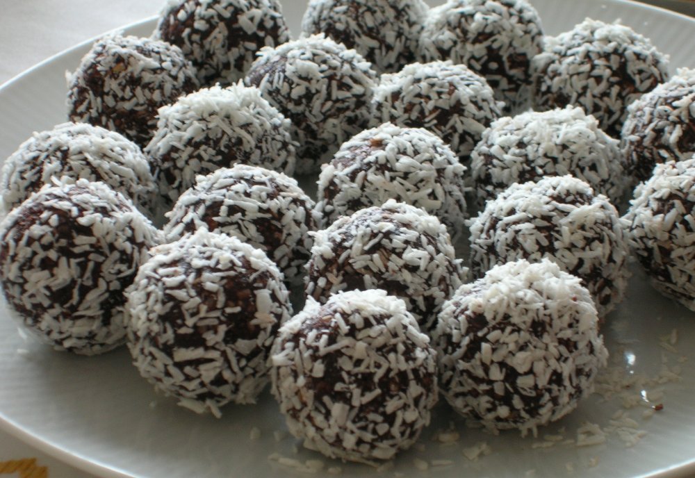 Chokladboll (Swedish Chocolate Balls)