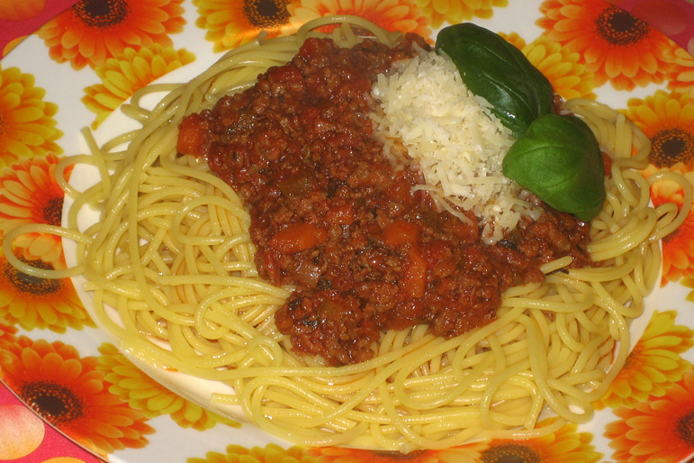 Spaghetti with Bolognese Meat Sauce