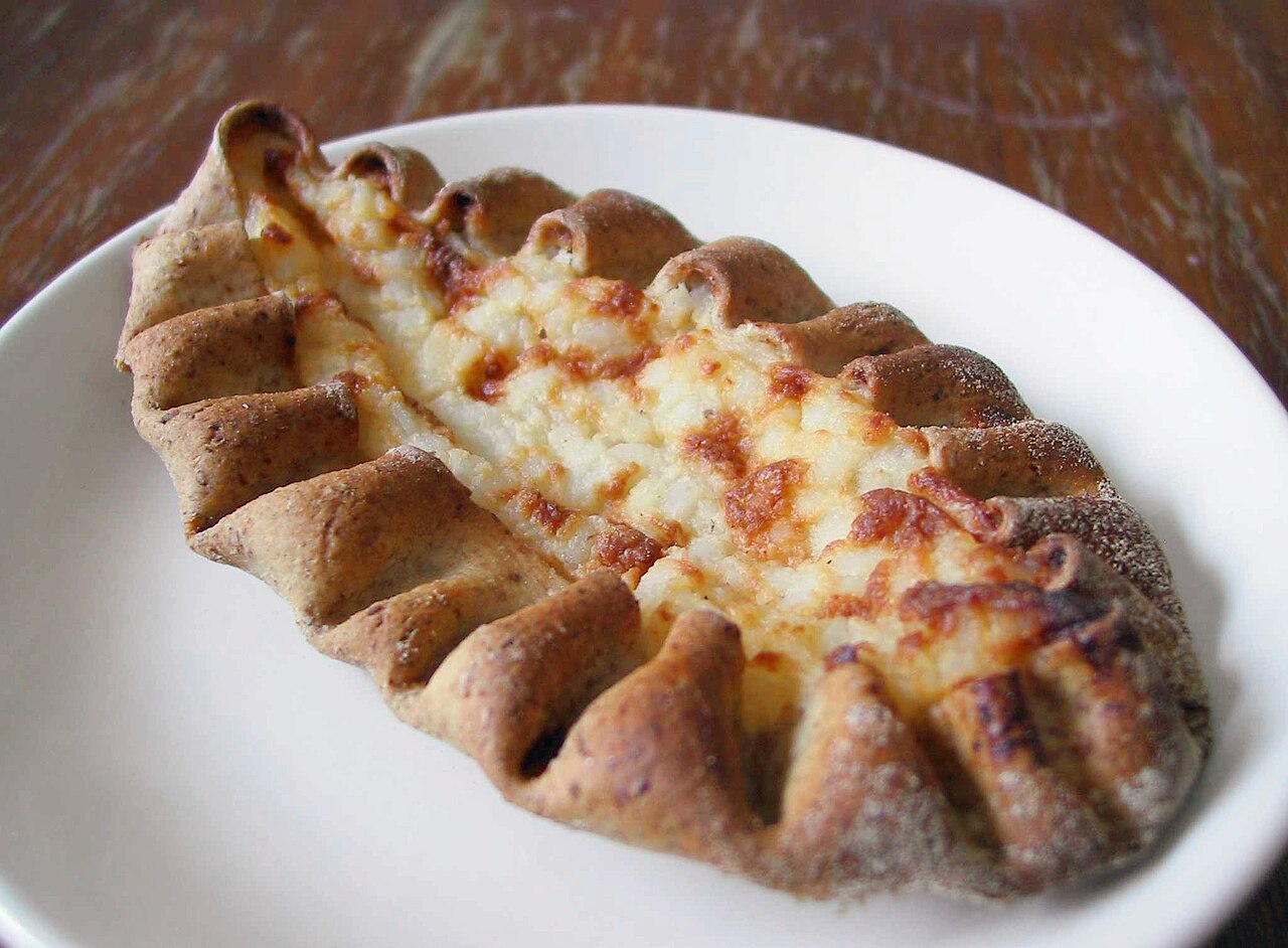 Karelian Pasties (Karjalanpiirakat)
