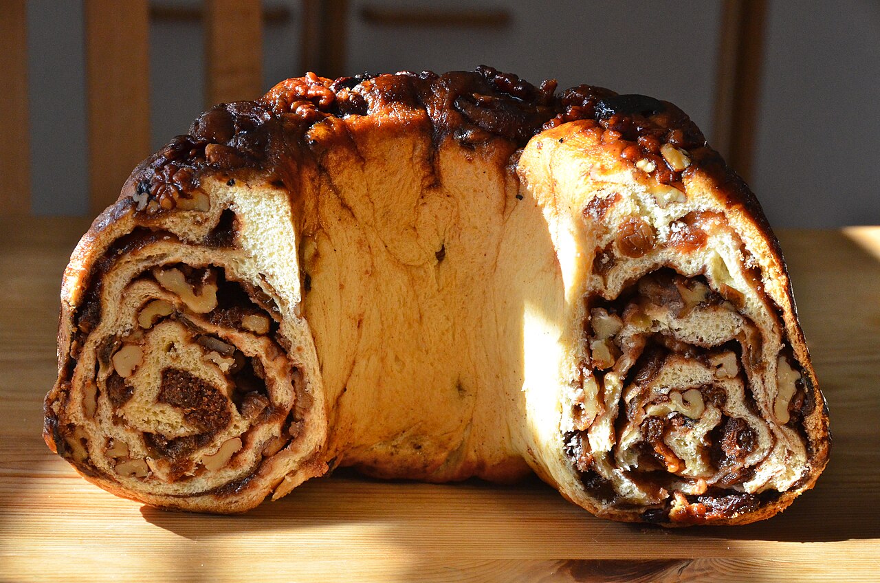 Reindling (Austrian Yeasted Easter Cake)