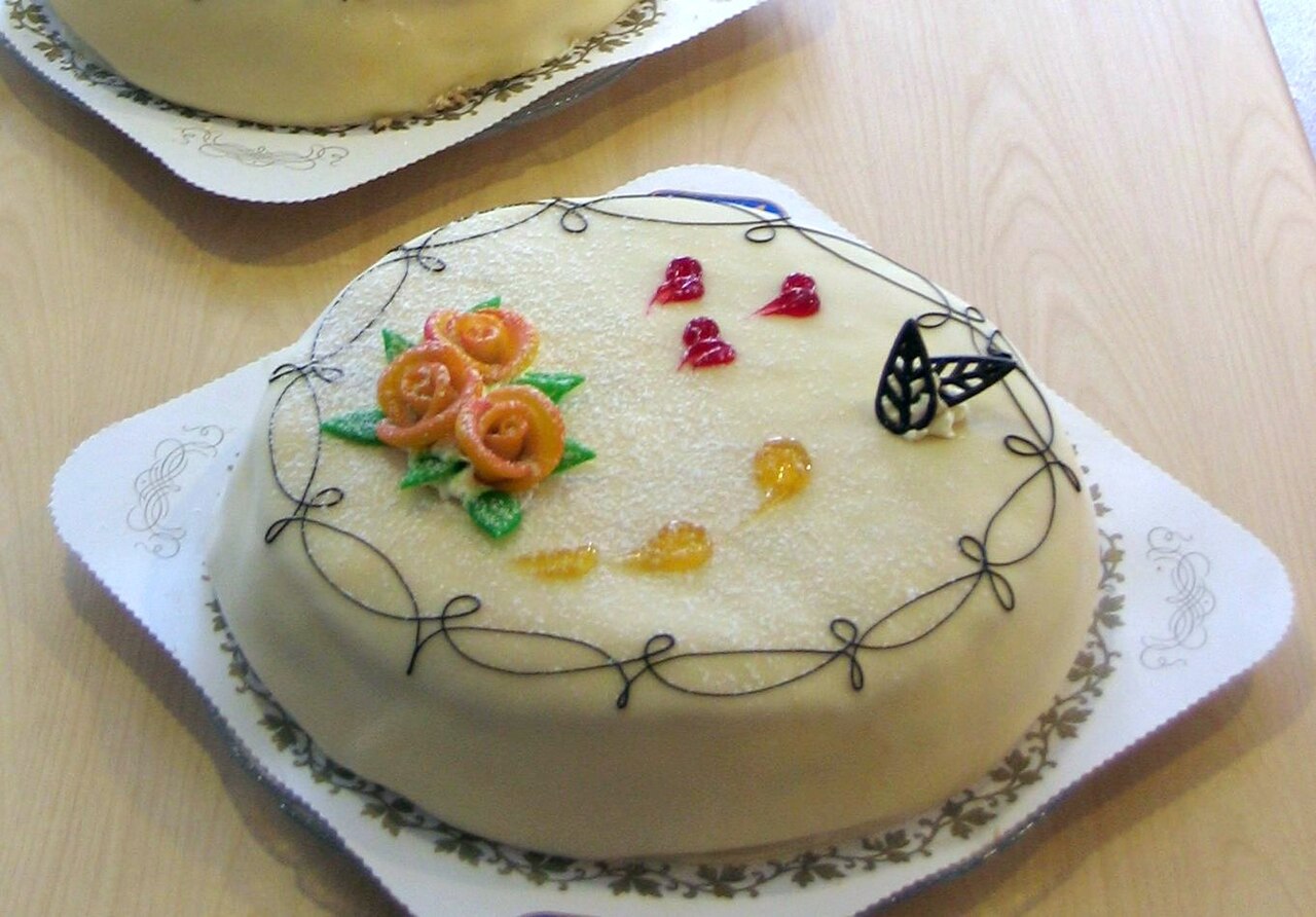 Marzipan Cake